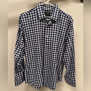 Nordstrom Men’s Shop Tech-Smart Trim Fit button-down shirt. Size 16 32-33.